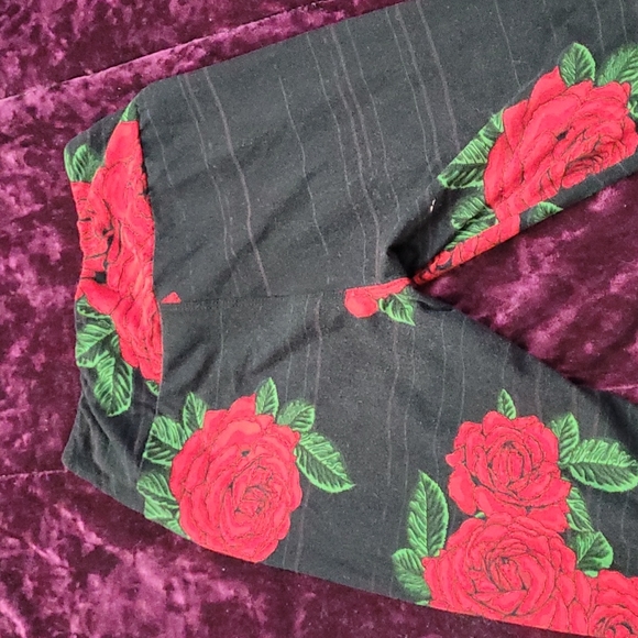 Rose Leggings - Picture 4 of 4